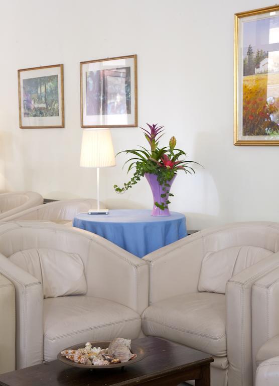 Hotel Quisisana Rimini Bagian luar foto